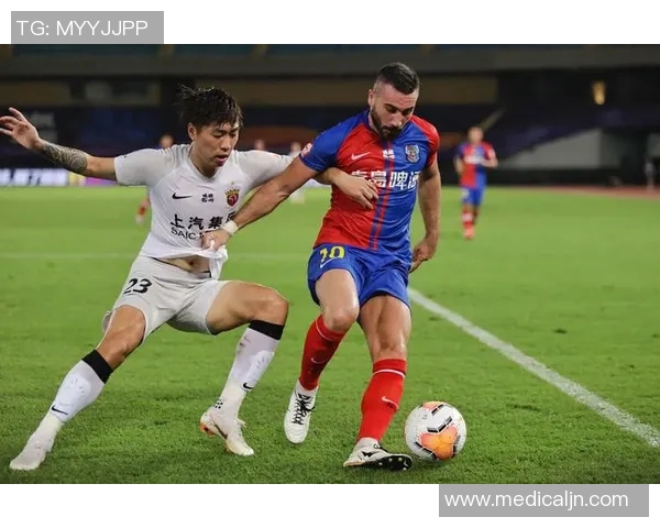 蒋光太强势封堵上海海港助力球队守住胜利之门 蒋光太强势封堵上海海港助力球队守住胜利之门