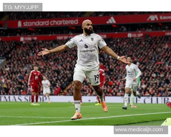 英超赛场惊现冷门阿森纳意外失利引发球迷热议