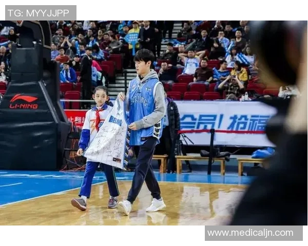 灯泡队重建计划进行中,库利斯助阵球队进步 灯泡队重建计划进行中,库利斯助阵球队进步