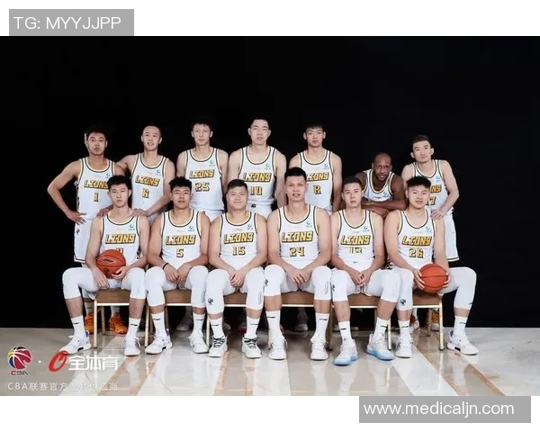 浙江东阳光队成功晋级CBA季后赛八强，梦想之光再度闪耀