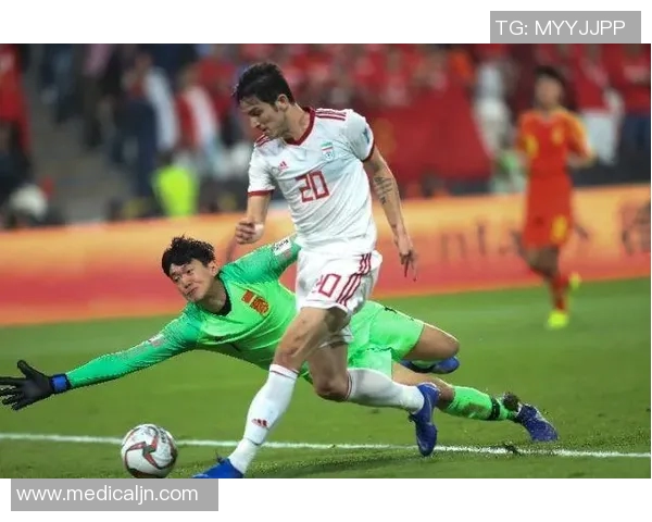 颜骏凌神勇扑救助力球队逆转胜利展现门将风采 颜骏凌神勇扑救助力球队逆转胜利展现门将风采